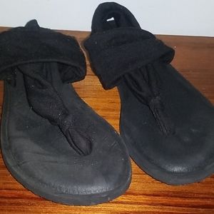 Black Sandals